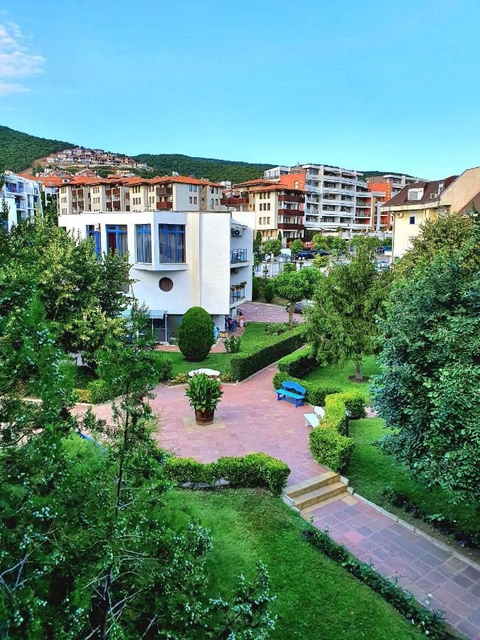 Sveti Vlas Marina Beach Apartment - Vega Village Exterior photo