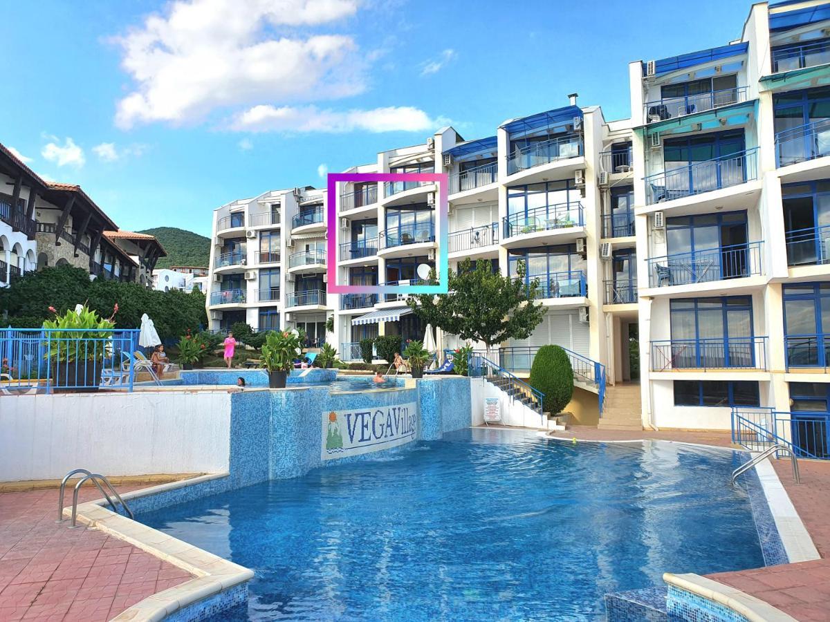 Sveti Vlas Marina Beach Apartment - Vega Village Exterior photo